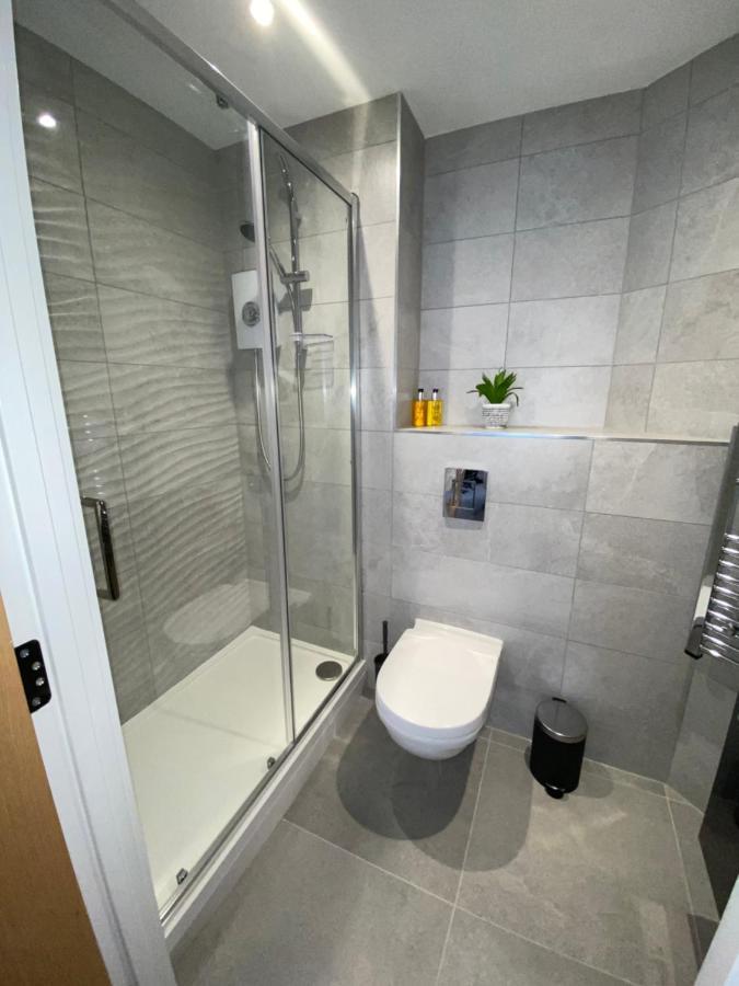 Roomotel - Oakview Moseley 伯明翰 外观 照片