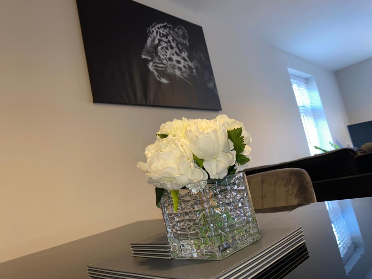Roomotel - Oakview Moseley 伯明翰 外观 照片