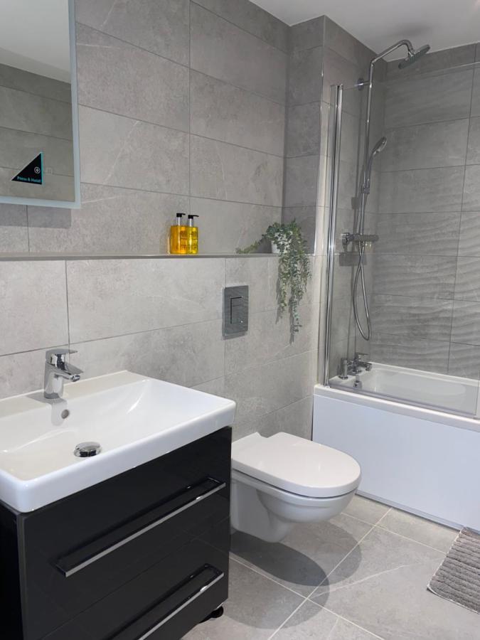 Roomotel - Oakview Moseley 伯明翰 外观 照片