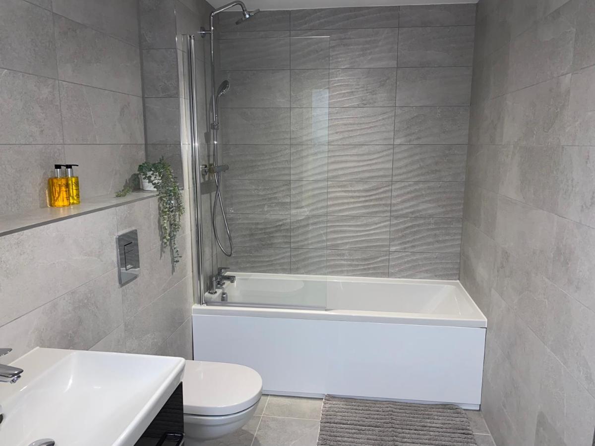 Roomotel - Oakview Moseley 伯明翰 外观 照片