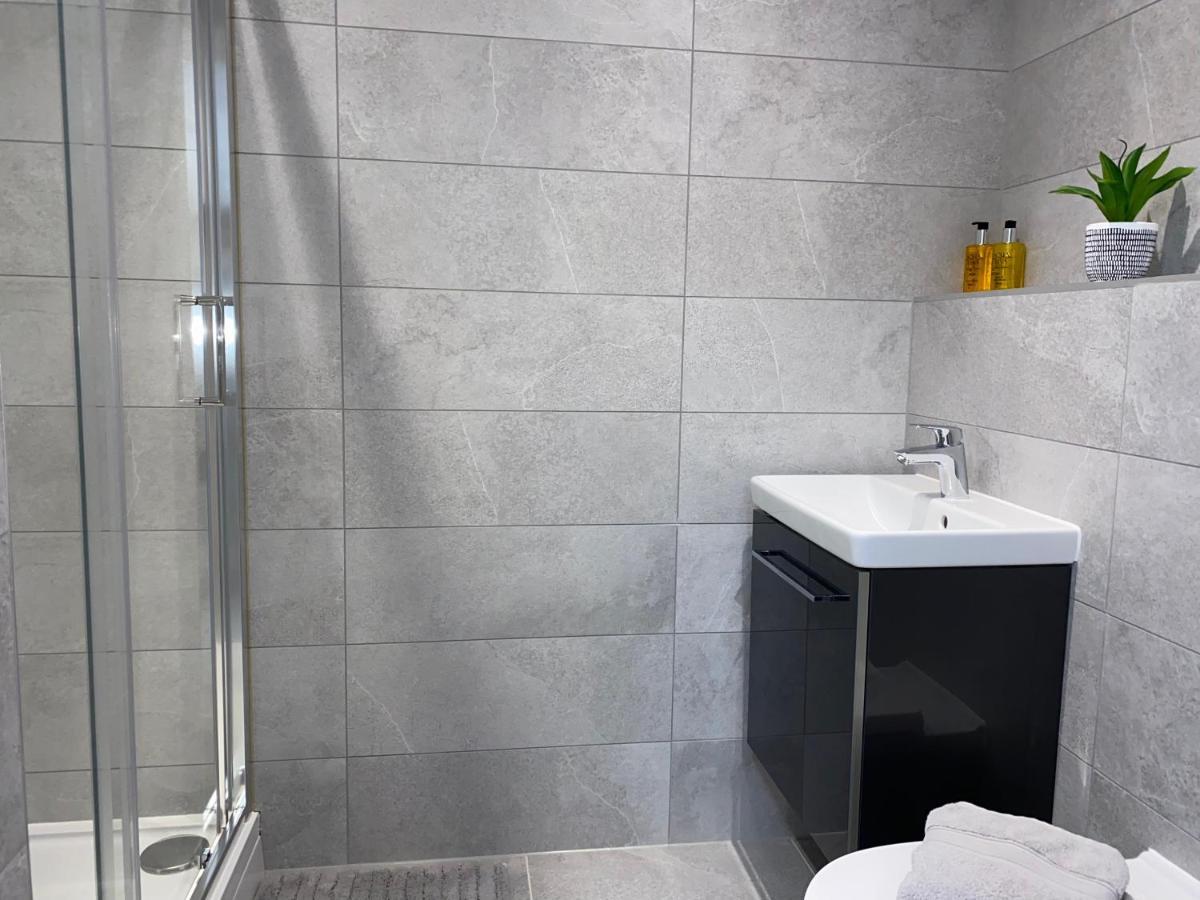Roomotel - Oakview Moseley 伯明翰 外观 照片